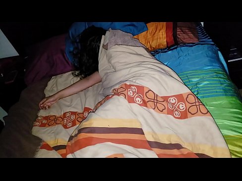 ❤️ Pinupunasan ng stepson ang kanyang batang madrasta habang natutulog ito. ❌ dekalidad na sex sa tl.creditme.top